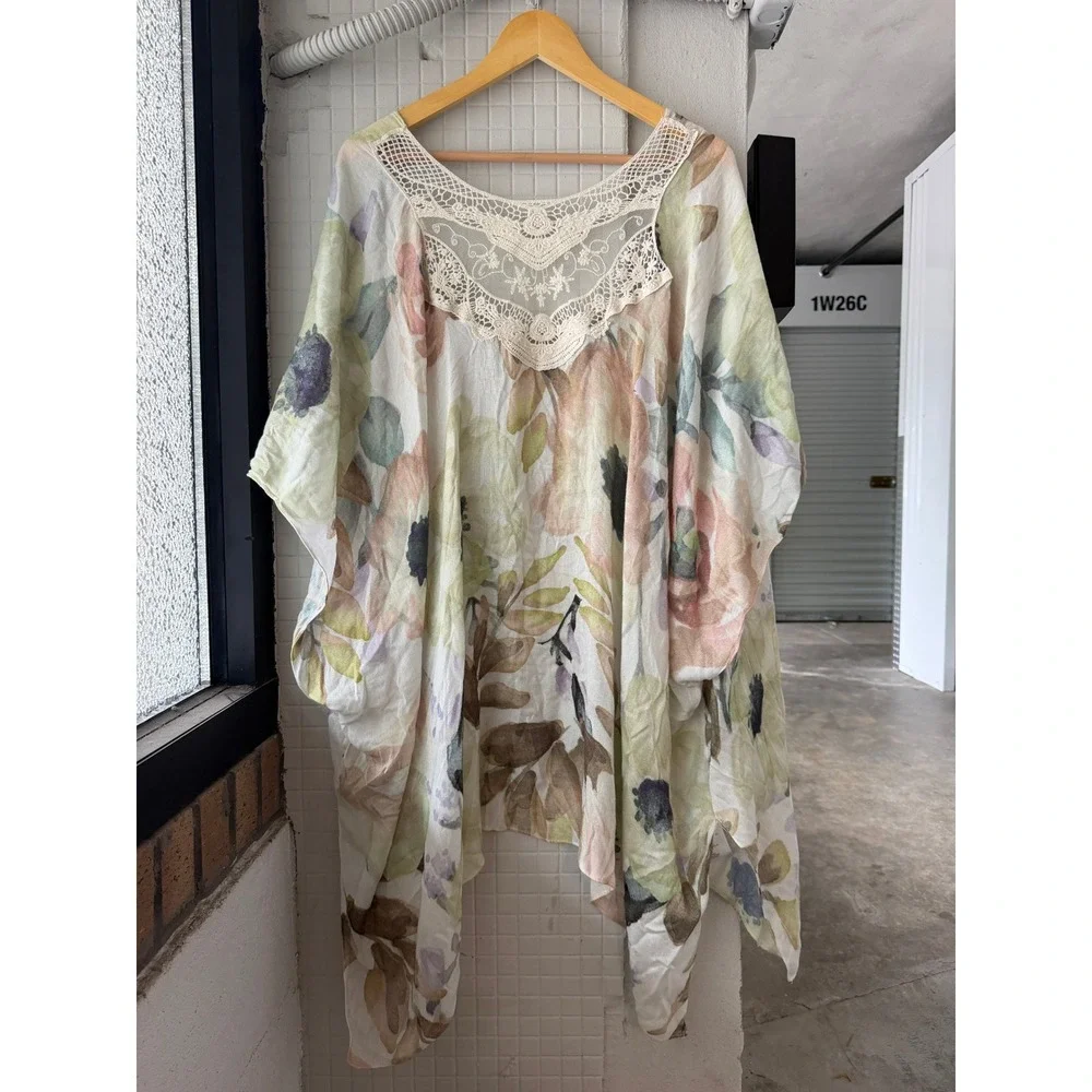 Elizabeth Gillett Floral Kimono Wrap Poncho Crochet Lace Inset Viscose One Size